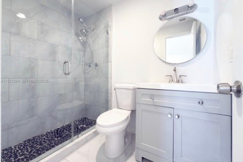 Casa en venta en Miami, Florida, 3 dormitorios, 116.13 m2 № 1982034 - foto 12