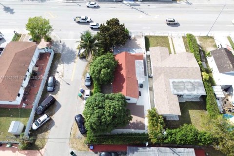 Casa en venta en Miami, Florida, 3 dormitorios, 116.13 m2 № 1982034 - foto 16