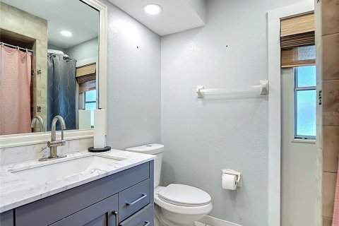 Купить виллу или дом в Порт-Шарлотт, Флорида 6 комнат, 182.27м2, № 1914166 - фото 21