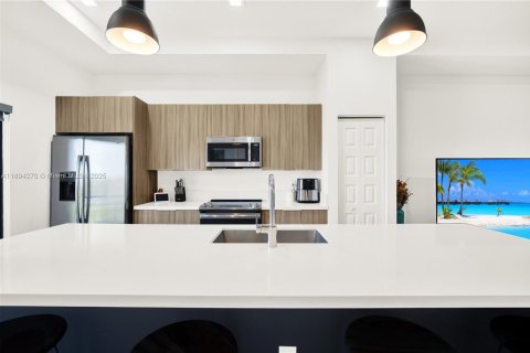 Condominio en venta en Doral, Florida, 2 dormitorios, 99.59 m2 № 1946085 - foto 6