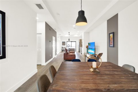 Condominio en venta en Doral, Florida, 2 dormitorios, 99.59 m2 № 1946085 - foto 10