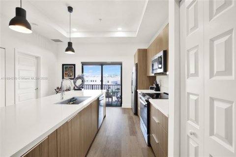 Condominio en venta en Doral, Florida, 2 dormitorios, 99.59 m2 № 1946085 - foto 8