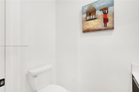 Condominio en venta en Doral, Florida, 2 dormitorios, 99.59 m2 № 1946085 - foto 24