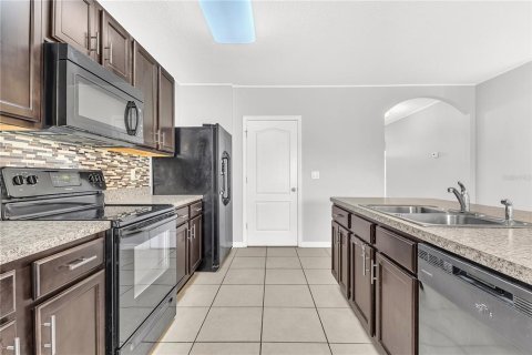 Villa ou maison à vendre à Haines City, Floride: 3 chambres, 164.34 m2 № 2234101 - photo 23