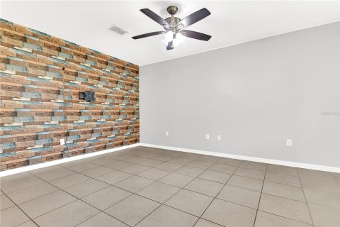 Villa ou maison à vendre à Haines City, Floride: 3 chambres, 164.34 m2 № 2234101 - photo 10