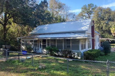 House in High Springs, Florida 1 bedroom, 138.42 sq.m. № 1901523 - photo 1