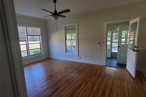 House in High Springs, Florida 1 bedroom, 138.42 sq.m. № 1901523 - photo 12