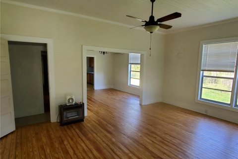 House in High Springs, Florida 1 bedroom, 138.42 sq.m. № 1901523 - photo 4