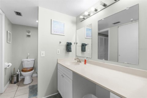 Condominio en venta en Hudson, Florida, 1 dormitorio, 68.1 m2 № 1725106 - foto 14
