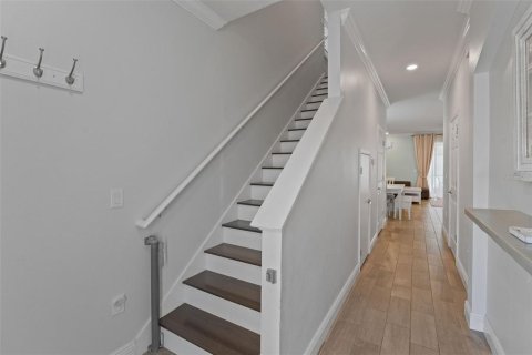 Townhouse in Dunedin, Florida 3 bedrooms, 138.24 sq.m. № 1912797 - photo 14