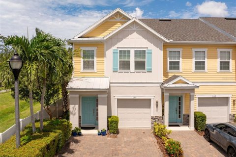 Townhouse in Dunedin, Florida 3 bedrooms, 138.24 sq.m. № 1912797 - photo 1