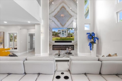 Villa ou maison à vendre à Oldsmar, Floride: 4 chambres, 303.79 m2 № 1574368 - photo 6