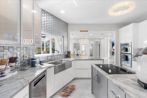 Villa ou maison à vendre à Oldsmar, Floride: 4 chambres, 303.79 m2 № 1574368 - photo 15