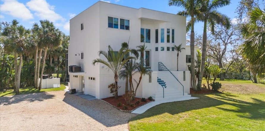 Villa ou maison à Oldsmar, Floride 4 chambres, 303.79 m2 № 1574368