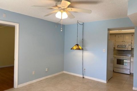 Copropriété à louer à Port Charlotte, Floride: 2 chambres, 77.85 m2 № 2112292 - photo 4