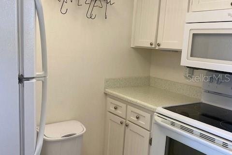 Copropriété à louer à Port Charlotte, Floride: 2 chambres, 77.85 m2 № 2112292 - photo 7