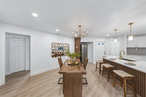 Villa ou maison à vendre à Seminole, Floride: 3 chambres, 158.4 m2 № 2133656 - photo 23