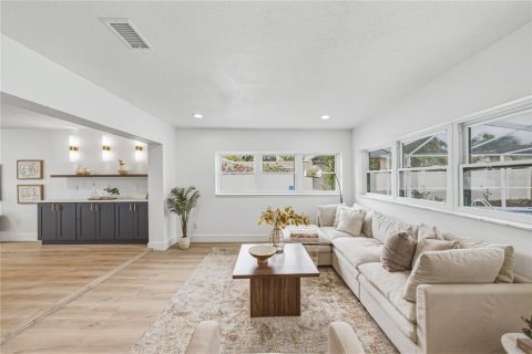 Villa ou maison à vendre à Seminole, Floride: 3 chambres, 158.4 m2 № 2133656 - photo 27