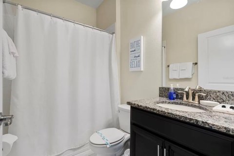 Casa en venta en Kissimmee, Florida, 6 dormitorios, 305.74 m2 № 2384233 - foto 27