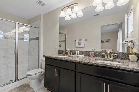 Casa en venta en Kissimmee, Florida, 6 dormitorios, 305.74 m2 № 2384233 - foto 26