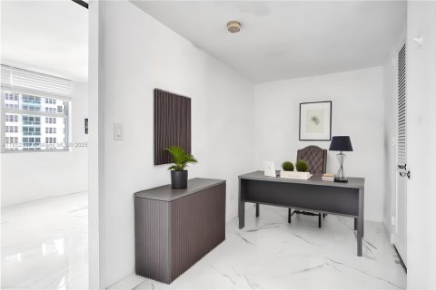 Condo in Miami Beach, Florida, 1 bedroom  № 1871278 - photo 6