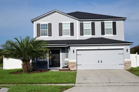 House in Kissimmee, Florida 4 bedrooms, 208.47 sq.m. № 1376717 - photo 2