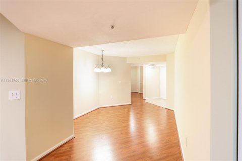 Condo in Fort Lauderdale, Florida, 3 bedrooms  № 2042993 - photo 12