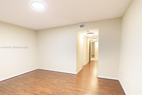 Condo in Fort Lauderdale, Florida, 3 bedrooms  № 2042993 - photo 21