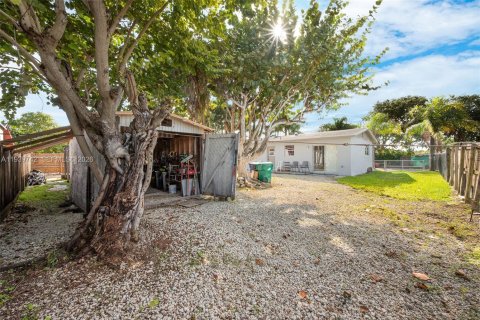 Купить виллу или дом в Майами, Флорида 3 спальни, 98.1м2, № 1997049 - фото 30