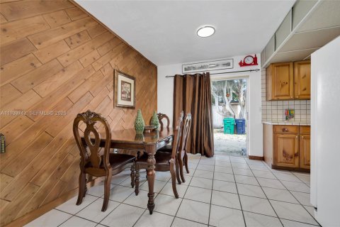 Купить виллу или дом в Майами, Флорида 3 спальни, 98.1м2, № 1997049 - фото 14