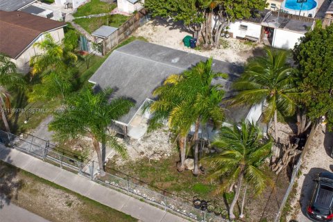 Купить виллу или дом в Майами, Флорида 3 спальни, 98.1м2, № 1997049 - фото 5