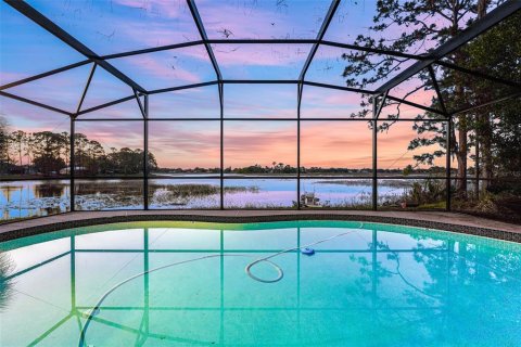 Casa en venta en Deltona, Florida, 3 dormitorios, 185.62 m2 № 1722241 - foto 2