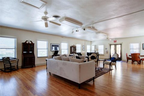 Condominio en alquiler en Saint Petersburg, Florida, 1 dormitorio, 65.22 m2 № 1720031 - foto 27