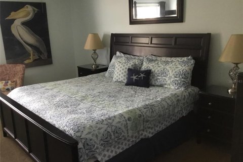 Condo in New Smyrna Beach, Florida, 2 bedrooms  № 2108451 - photo 7