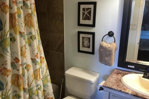 Condo in New Smyrna Beach, Florida, 2 bedrooms  № 2108451 - photo 10