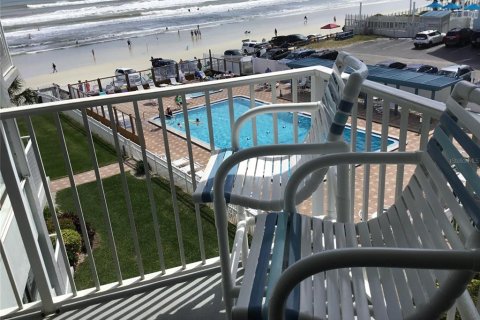 Condo in New Smyrna Beach, Florida, 2 bedrooms  № 2108451 - photo 4