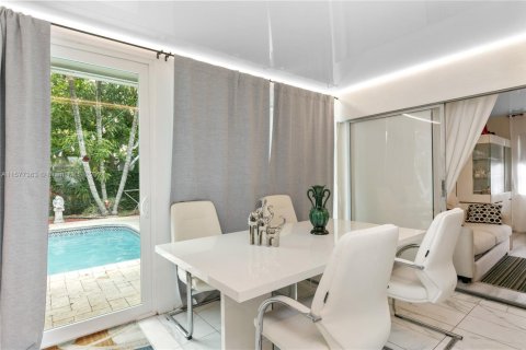 Casa en venta en Oakland Park, Florida, 3 dormitorios, 125.14 m2 № 1957847 - foto 22