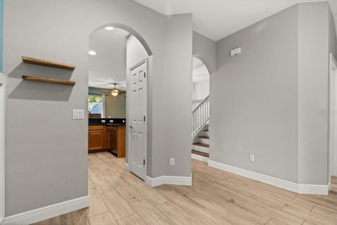 Adosado en alquiler en Oviedo, Florida, 3 dormitorios, 139.54 m2 № 1919790 - foto 8