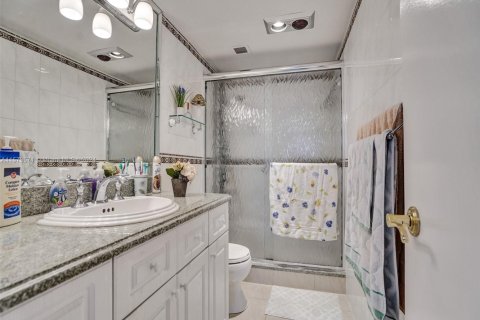 Condominio en venta en Hallandale Beach, Florida, 2 dormitorios, 128.21 m2 № 2035412 - foto 13