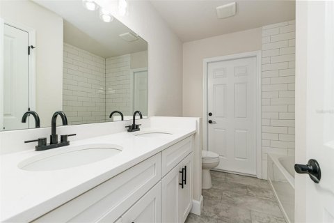 Villa ou maison à vendre à Lakeland, Floride: 4 chambres, 173.36 m2 № 2299607 - photo 17