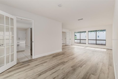 Villa ou maison à vendre à Lakeland, Floride: 4 chambres, 173.36 m2 № 2299607 - photo 11