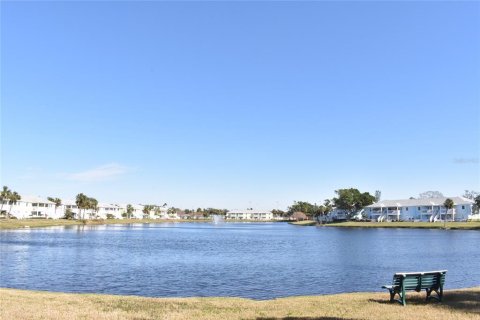 Condominio en venta en Saint Petersburg, Florida, 2 dormitorios, 76.64 m2 № 1553496 - foto 19