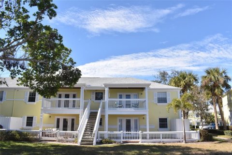 Condominio en venta en Saint Petersburg, Florida, 2 dormitorios, 76.64 m2 № 1553496 - foto 2