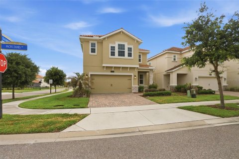 Casa en venta en Davenport, Florida, 4 dormitorios, 217.95 m2 № 2221558 - foto 2