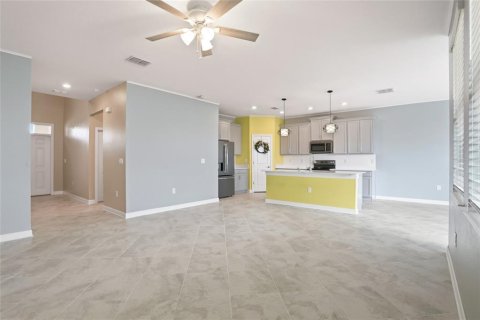 Casa en venta en Davenport, Florida, 4 dormitorios, 217.95 m2 № 2221558 - foto 11