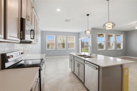 Casa en venta en Davenport, Florida, 4 dormitorios, 217.95 m2 № 2221558 - foto 16