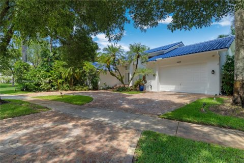 Casa en Miami, Florida 4 dormitorios, 253.62 m2 № 1940784