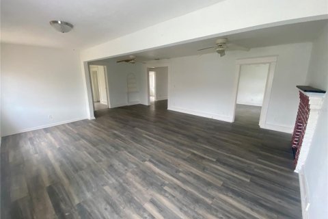 Casa en alquiler en Lake Wales, Florida, 3 dormitorios, 125.05 m2 № 1912311 - foto 5