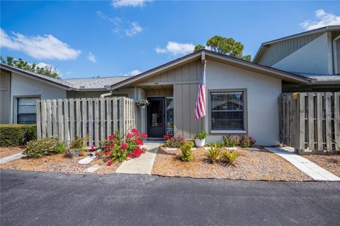 Condo in Englewood, Florida, 2 bedrooms  № 1650930 - photo 2