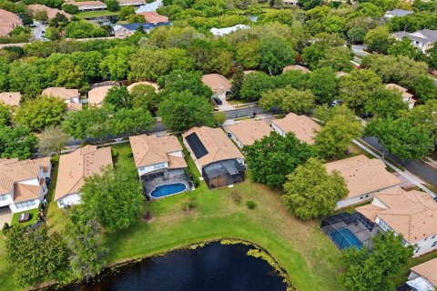 Villa ou maison à louer à Orlando, Floride: 4 chambres, 189.43 m2 № 2387720 - photo 2